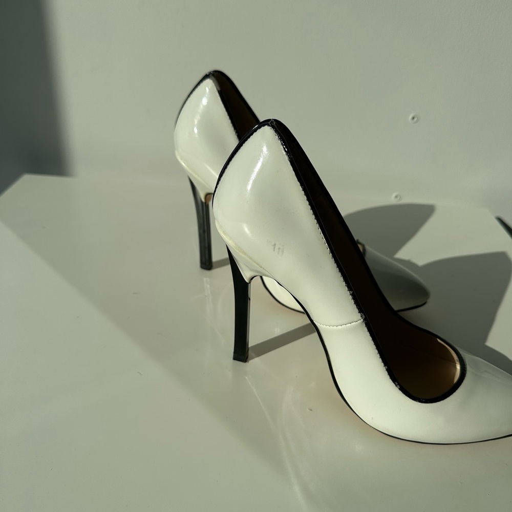 Black and White Stiletto Pumps Size 7